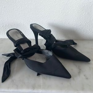 Nine West black vintage heals
